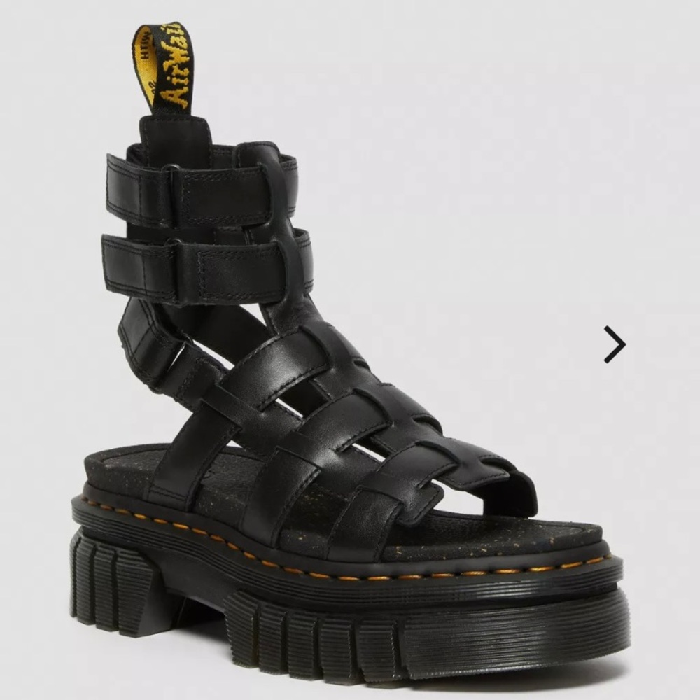 NWT Dr Martens Ricki gladiator sandals sz 8